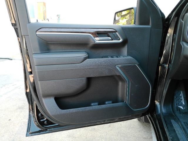 Used 2025 GMC Sierra 1500 Elevation AWD/4WD image 13