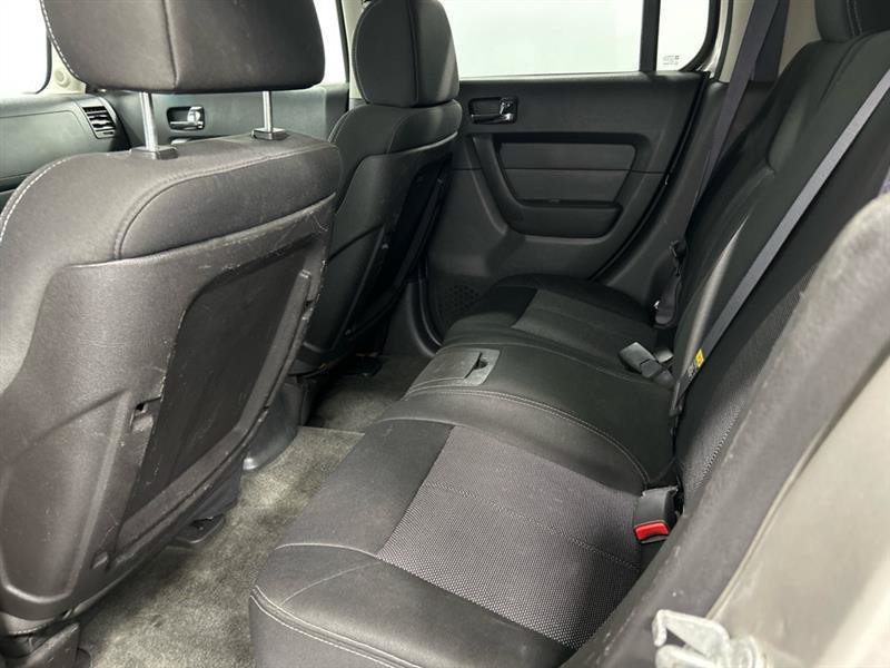 Used 2006 HUMMER H3 AWD/4WD image 14
