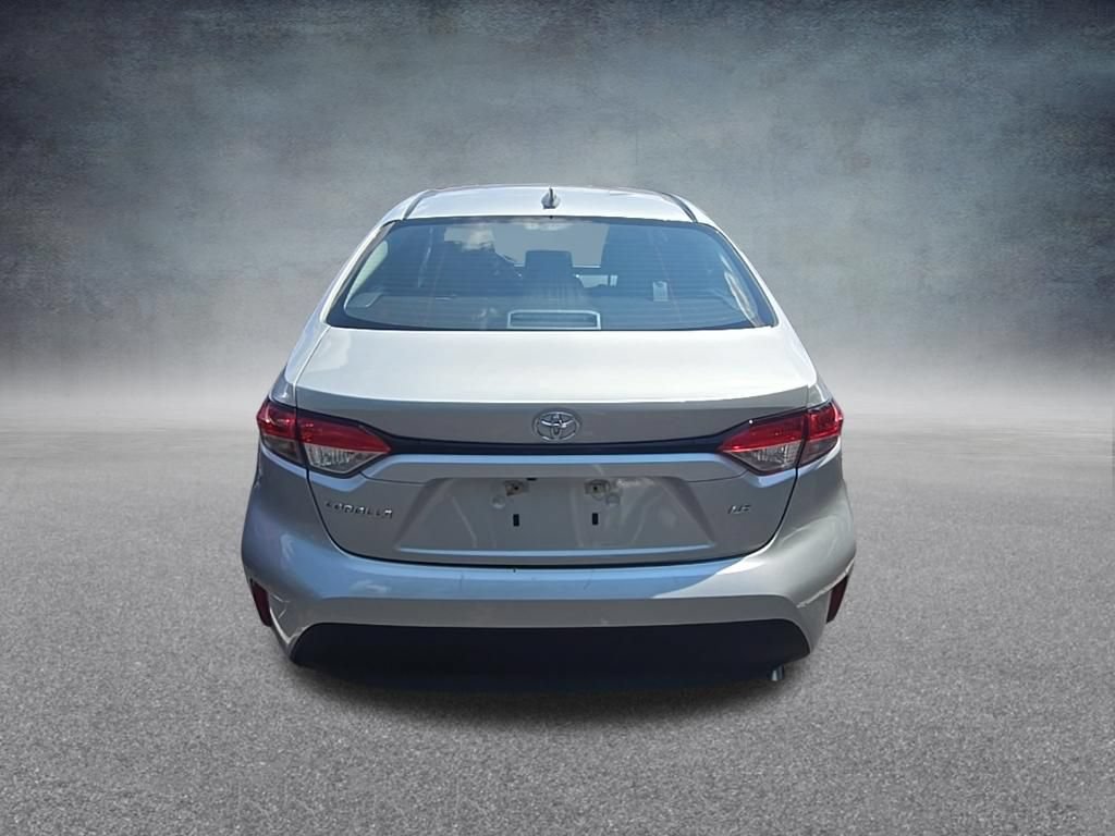 Used 2025 Toyota Corolla LE FWD image 7