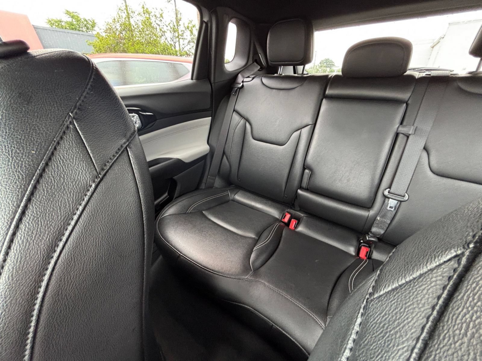 Used 2025 Jeep Compass Limited AWD/4WD image 41