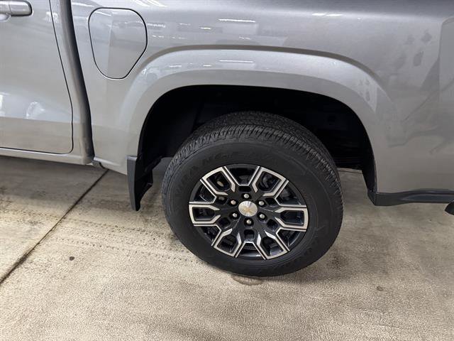 Certified 2024 Chevrolet Colorado LT w/ LT Convenience Package III AWD/4WD image 8