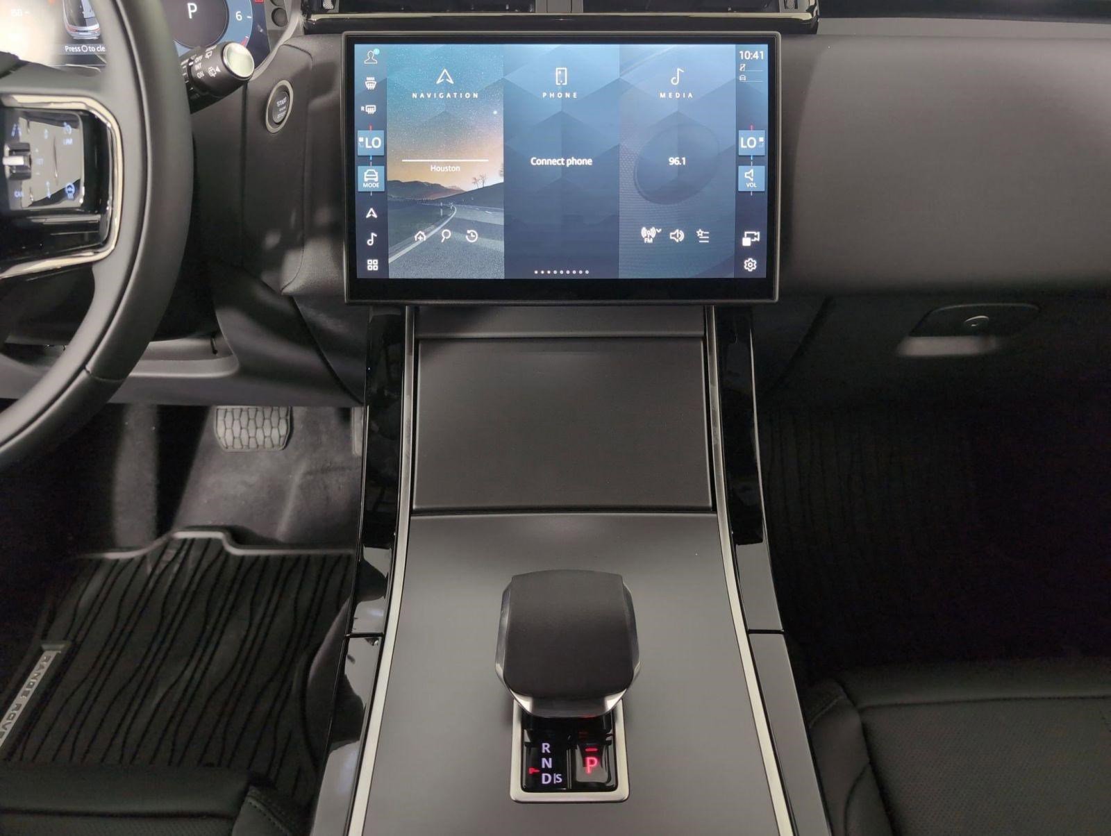 Certified 2026 Land Rover Range Rover Velar S image 22