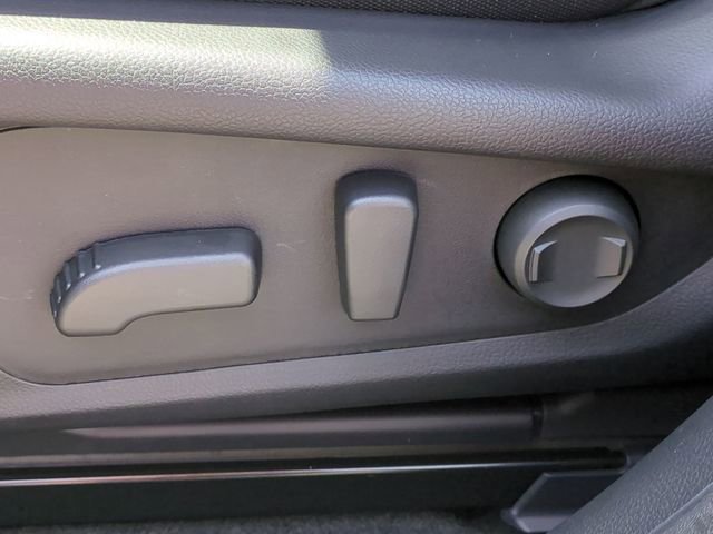 New 2025 Subaru Crosstrek 2.5i Limited w/ Crosstrek Mirror Package image 16