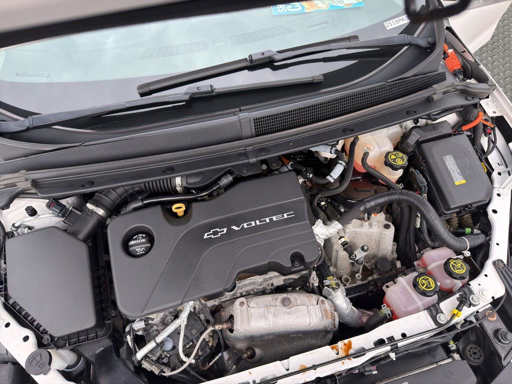 Used 2018 Chevrolet Volt Premier w/ Driver Confidence Package image 21