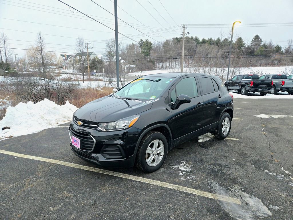 Used 2022 Chevrolet Trax LS w/ Tint and Cruise Package