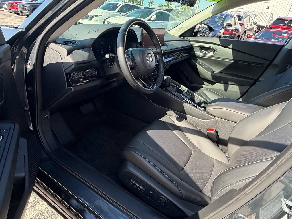 Used 2024 Honda Accord EX-L image 11