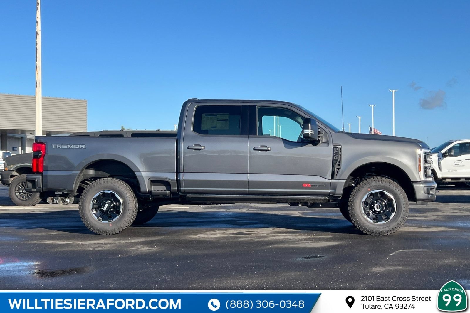 New 2026 Ford F250 Platinum w/ Tremor Off-Road Package AWD/4WD image 5