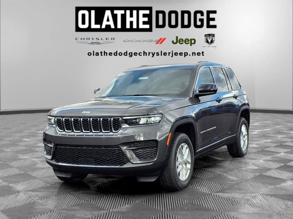 New 2025 Jeep Grand Cherokee Laredo w/ Luxury Tech Group I