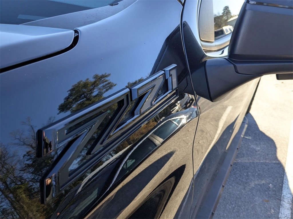 Used 2024 Chevrolet Silverado 1500 LT Trail Boss w/ LT Trail Boss Premium Package image 3