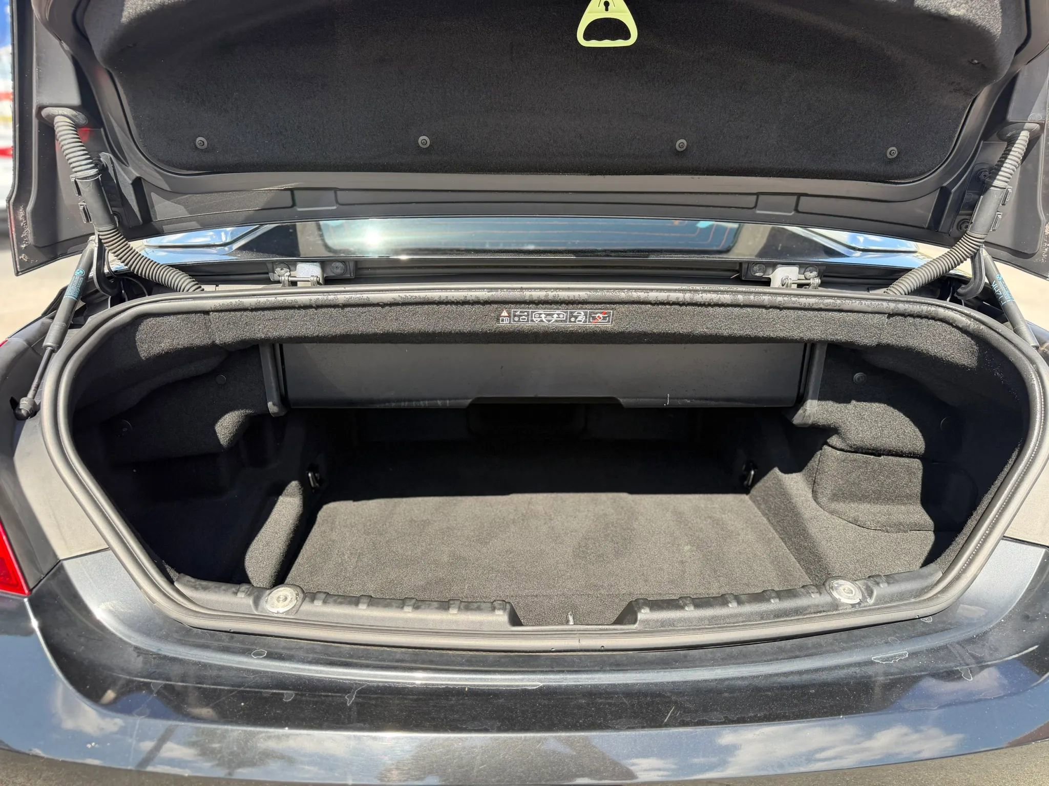 Used 2012 BMW 650i Convertible image 17