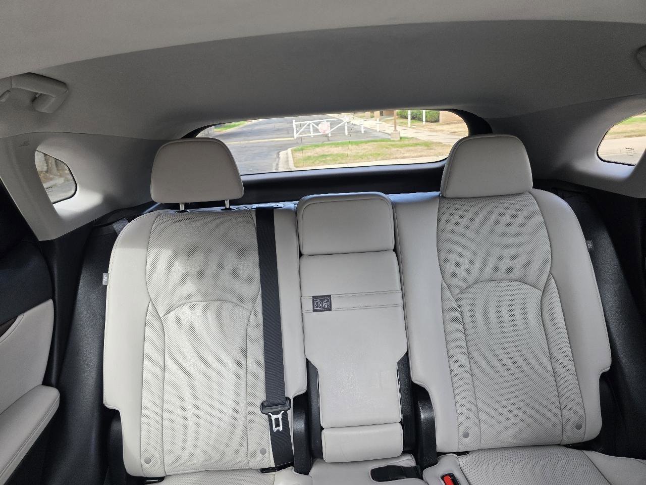 Used 2022 Lexus RX 450h AWD w/ Premium Package image 22