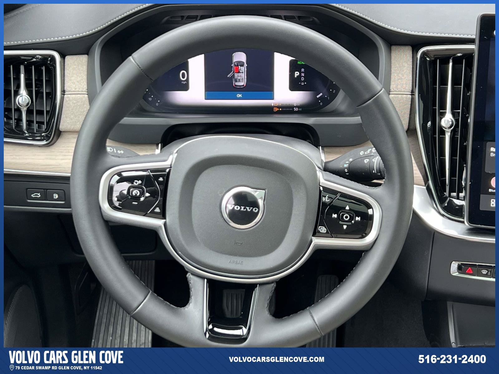 Certified 2025 Volvo XC90 T8 Plus AWD/4WD image 15