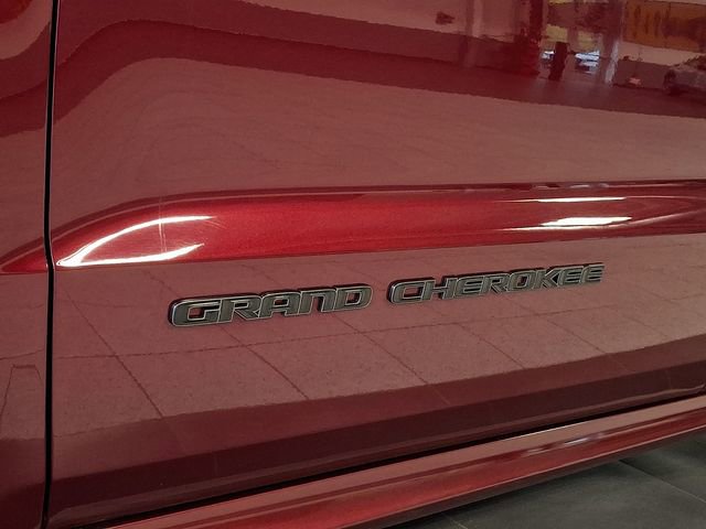Used 2020 Jeep Grand Cherokee High Altitude image 32