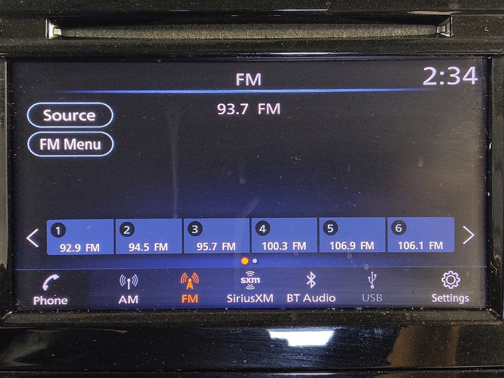 Used 2021 Nissan Rogue Sport SV image 25