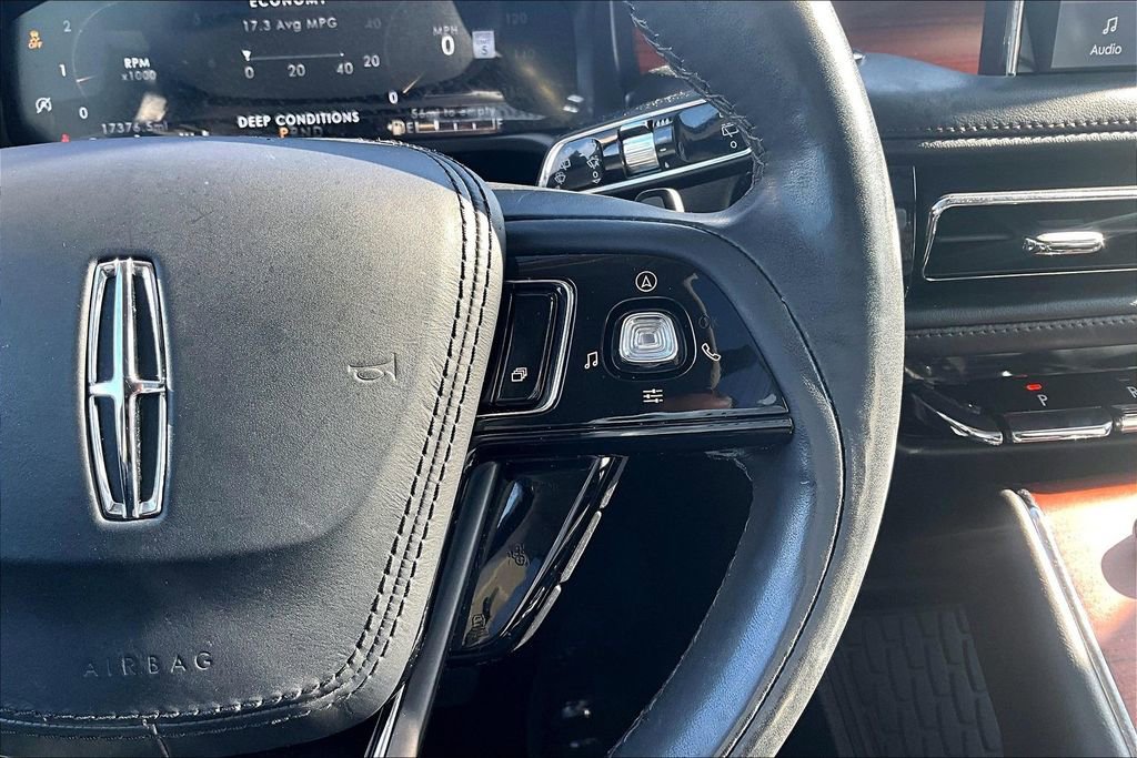 Certified 2022 Lincoln Aviator Reserve w/ Equipment Group 201A image 19