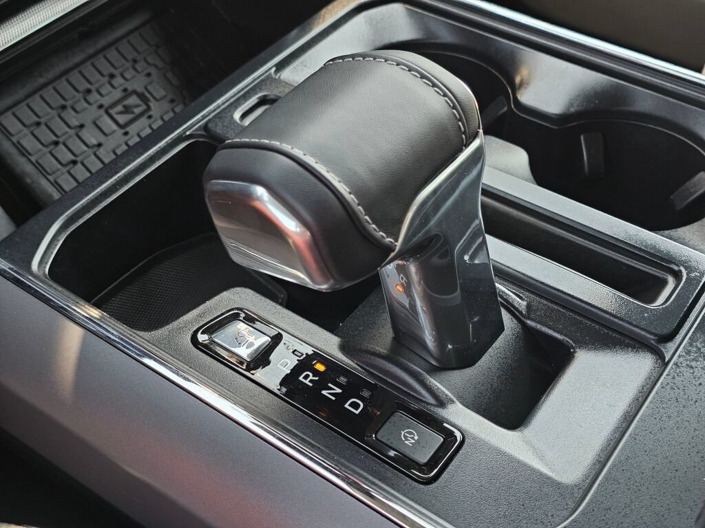 Certified 2024 Ford F150 Lightning Flash AWD/4WD image 31