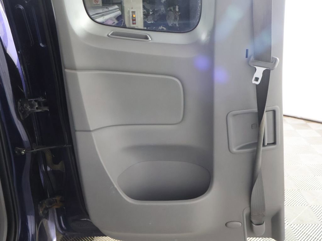 Used 2012 Toyota Tacoma 4x4 Access Cab V6 w/ SR5 Pkg image 17