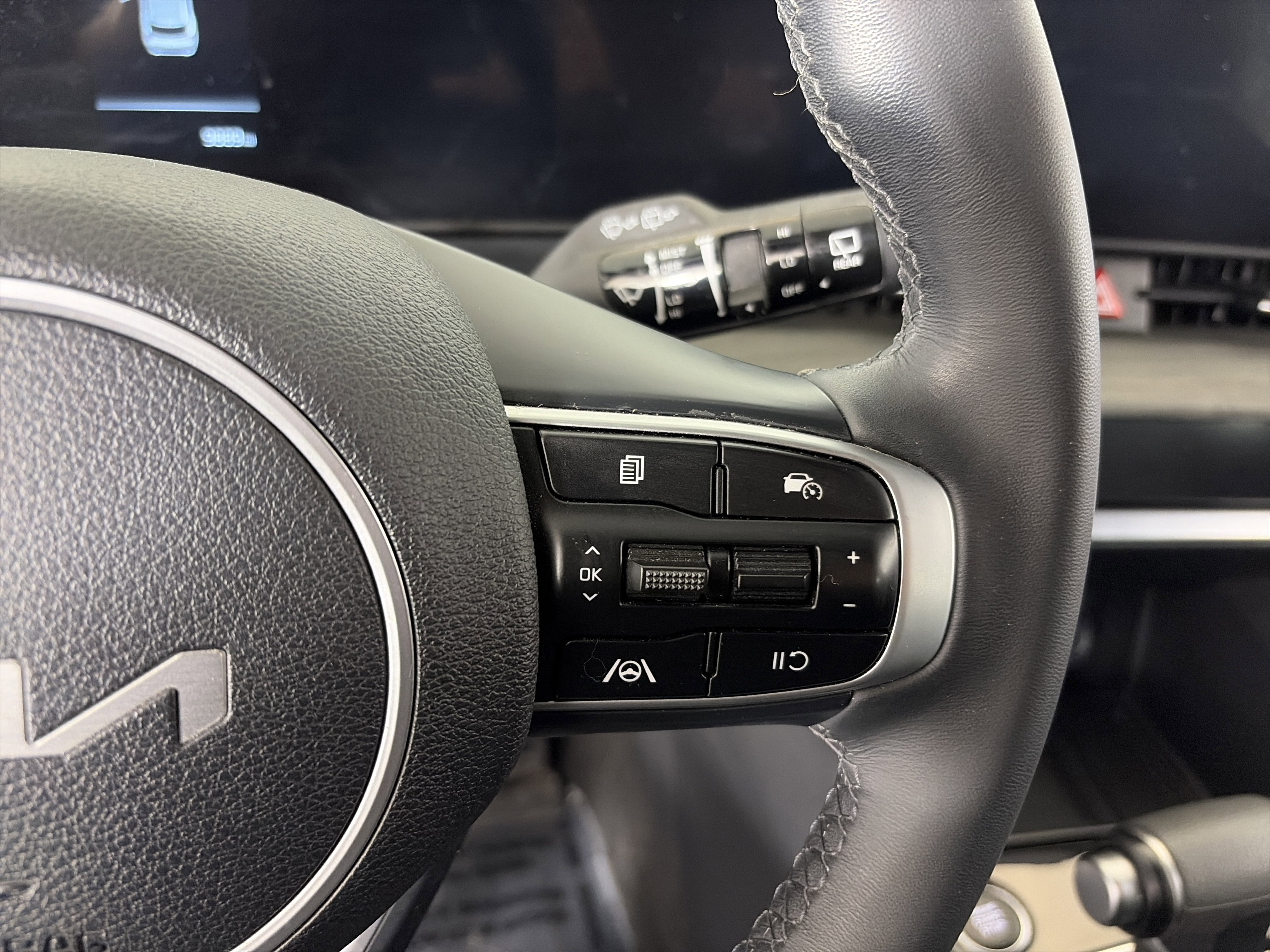 Used 2024 Kia Sportage X-Line w/ X-Line Premium Package AWD/4WD image 34