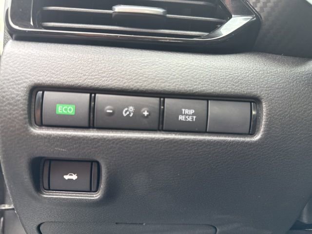 Used 2025 Nissan Sentra SV image 15