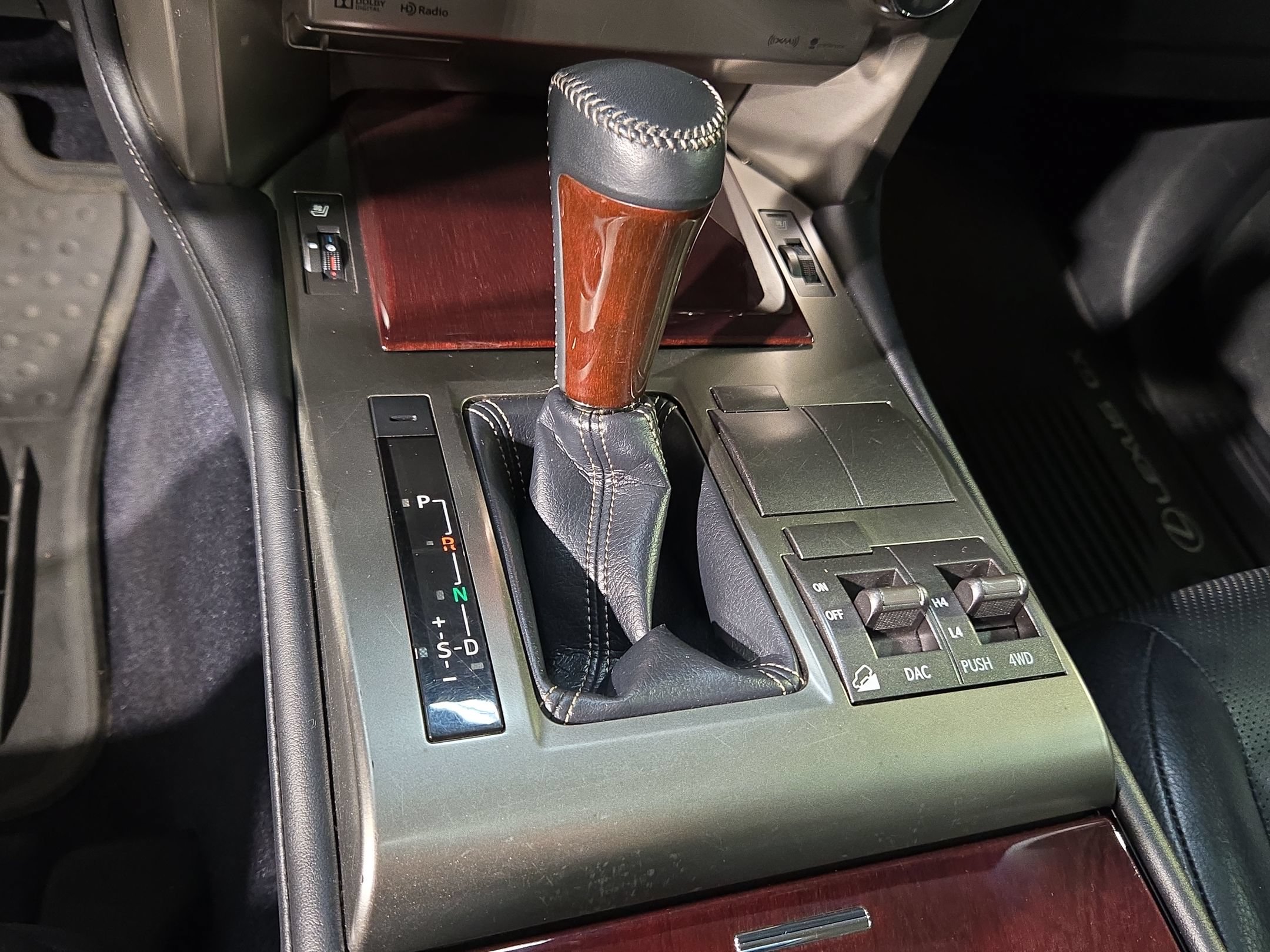 Used 2017 Lexus GX 460 Premium AWD/4WD image 34
