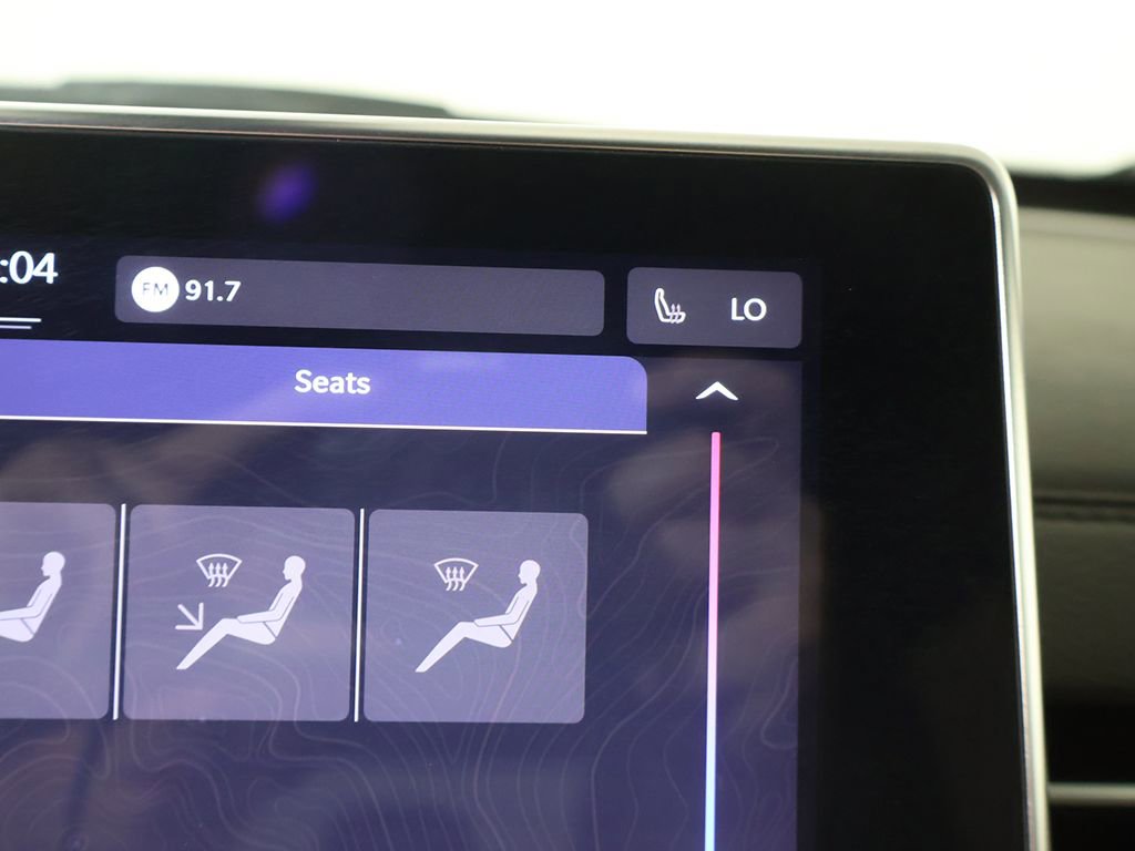 Used 2025 Jeep Compass Limited image 42