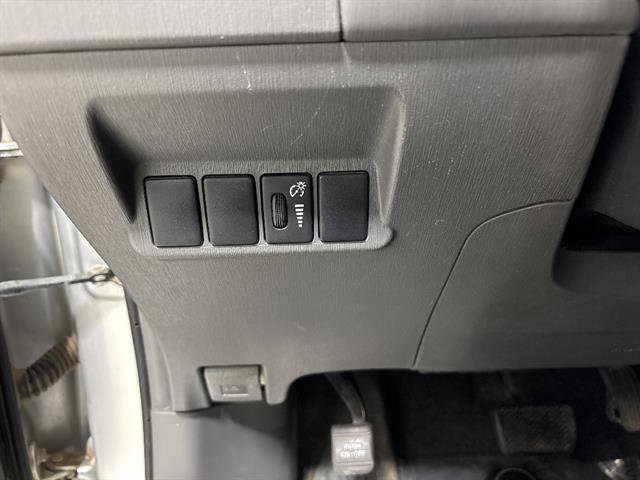 Used 2012 Toyota Prius V Two FWD image 17