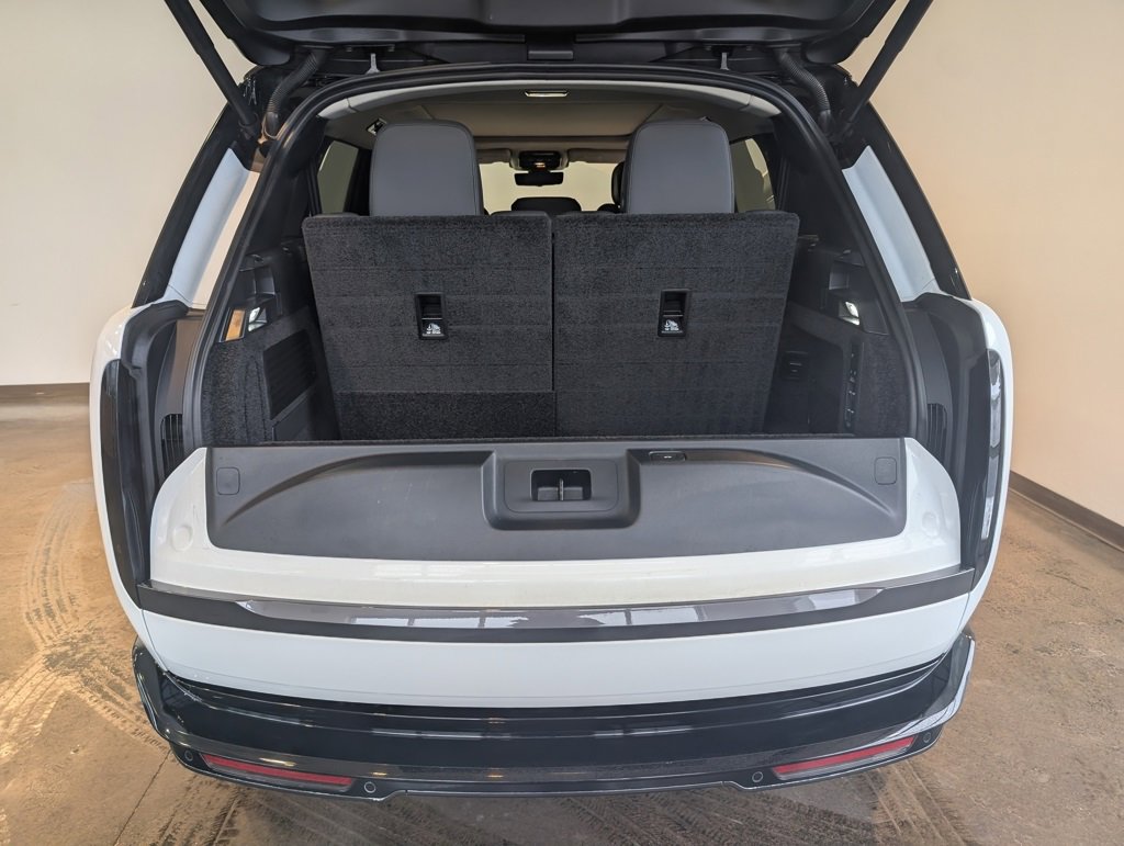 Used 2025 Land Rover Range Rover Long Wheelbase SE image 6