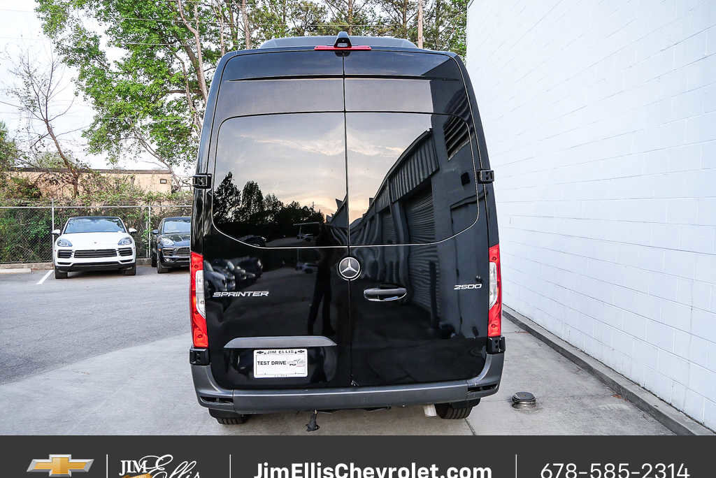 Used 2024 Mercedes-Benz Sprinter 2500 image 24