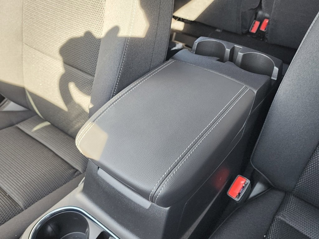 New 2026 GMC Canyon Elevation w/ Convenience Package image 32