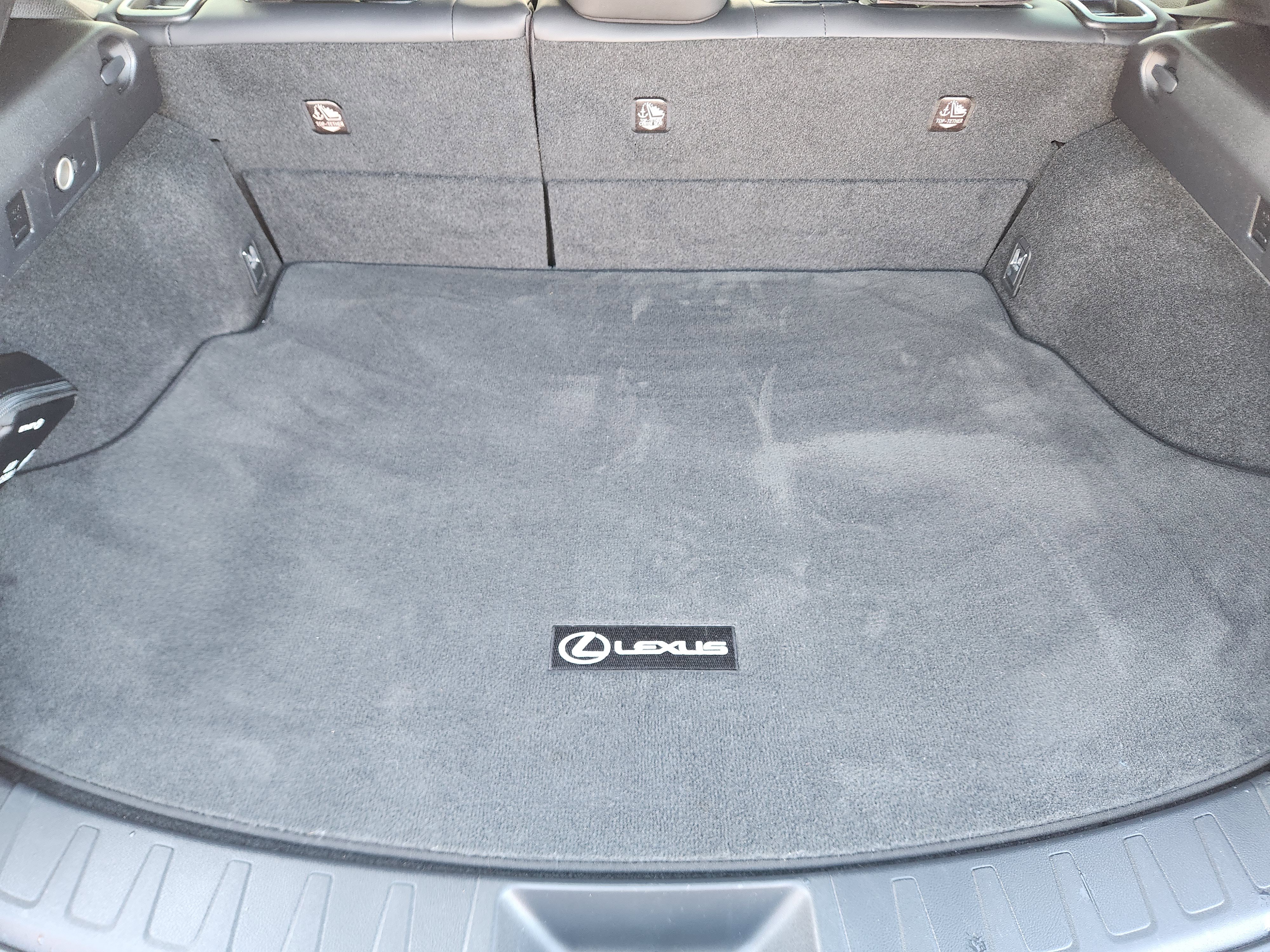 Used 2019 Lexus UX 250h image 46