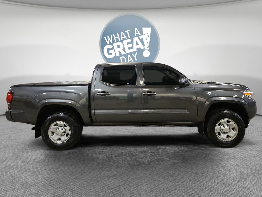 Used 2023 Toyota Tacoma SR AWD/4WD image 2