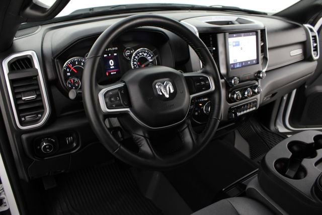 Used 2024 RAM 2500 Big Horn w/ Protection Group AWD/4WD image 8
