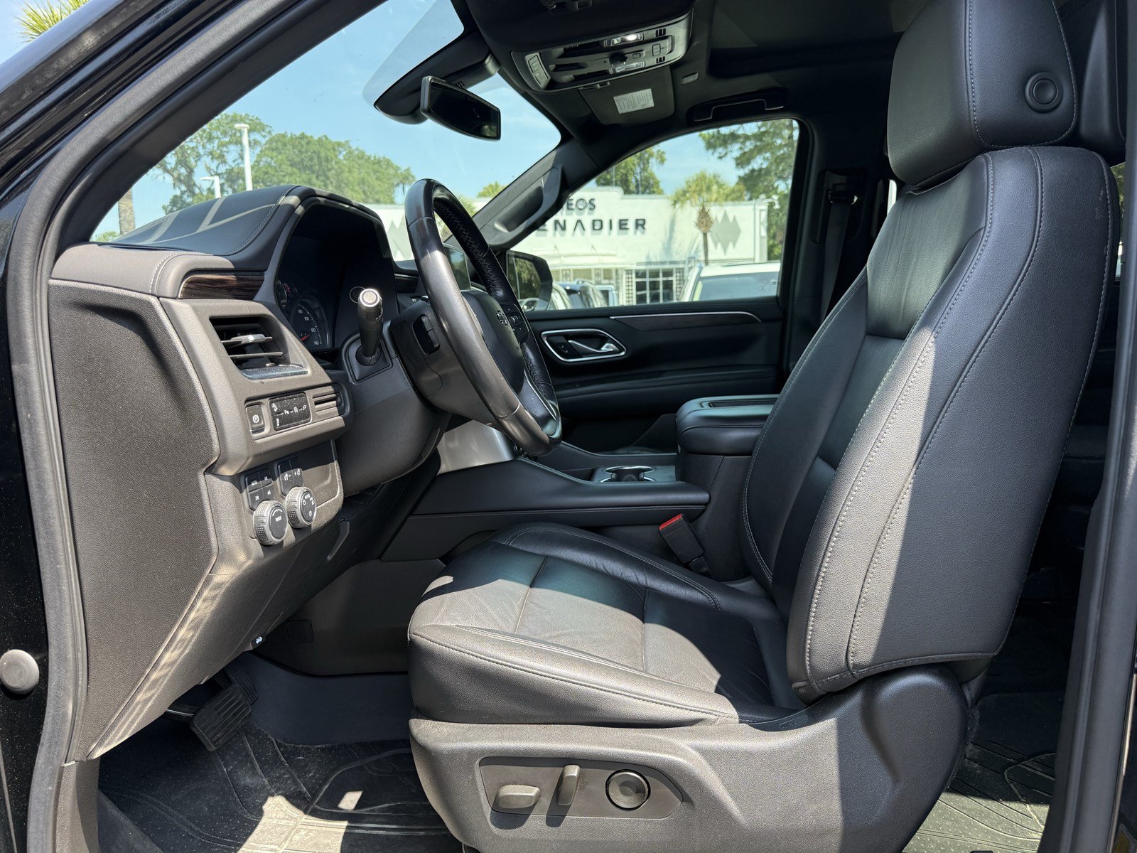 Used 2021 Chevrolet Suburban Z71 w/ Rear Media and Nav Package AWD/4WD image 20