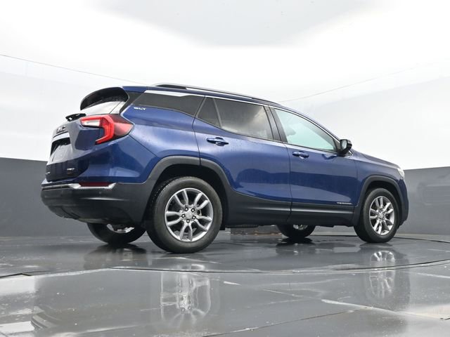 Used 2022 GMC Terrain SLT w/ Tech Package image 26
