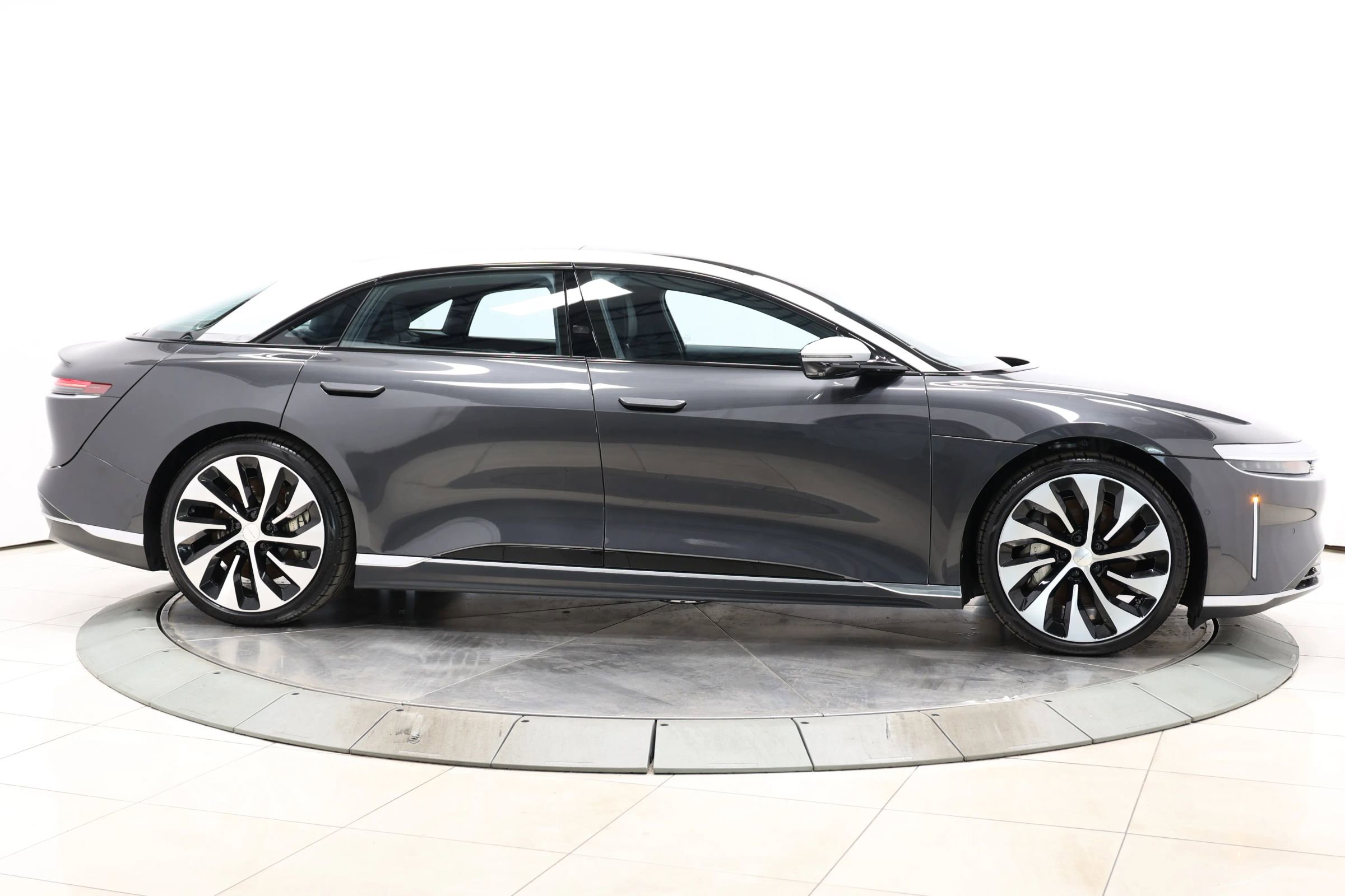Used 2023 Lucid Air Grand Touring image 67