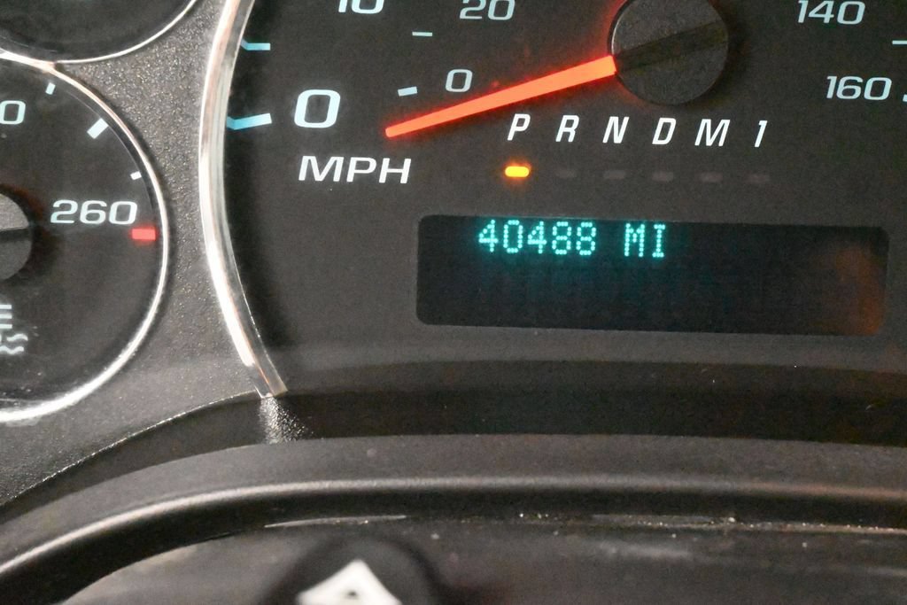 Used 2024 Chevrolet Express 2500 w/ Driver Convenience Package RWD image 27
