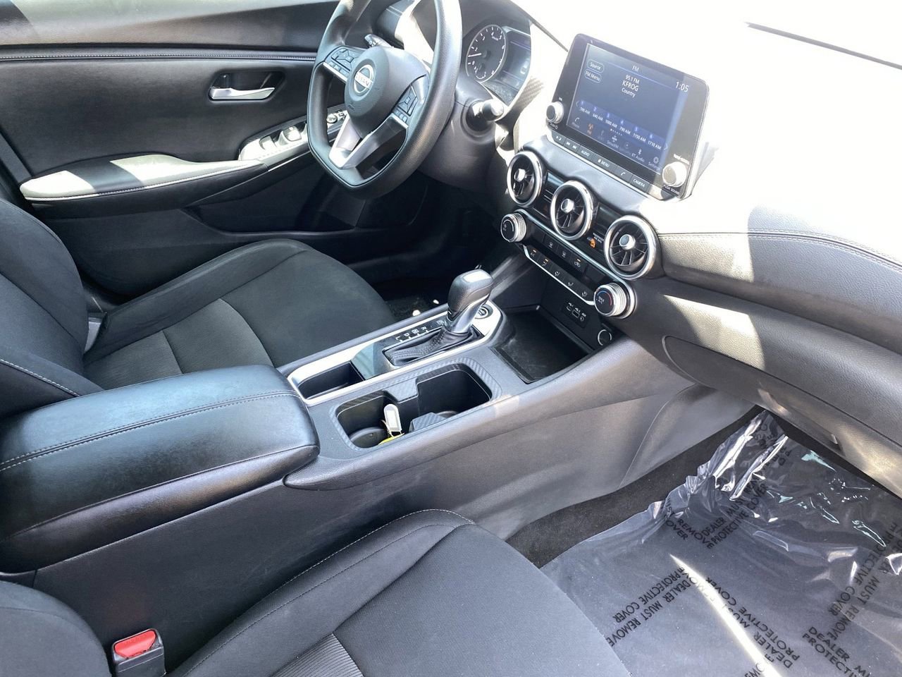Certified 2023 Nissan Sentra SV FWD image 9