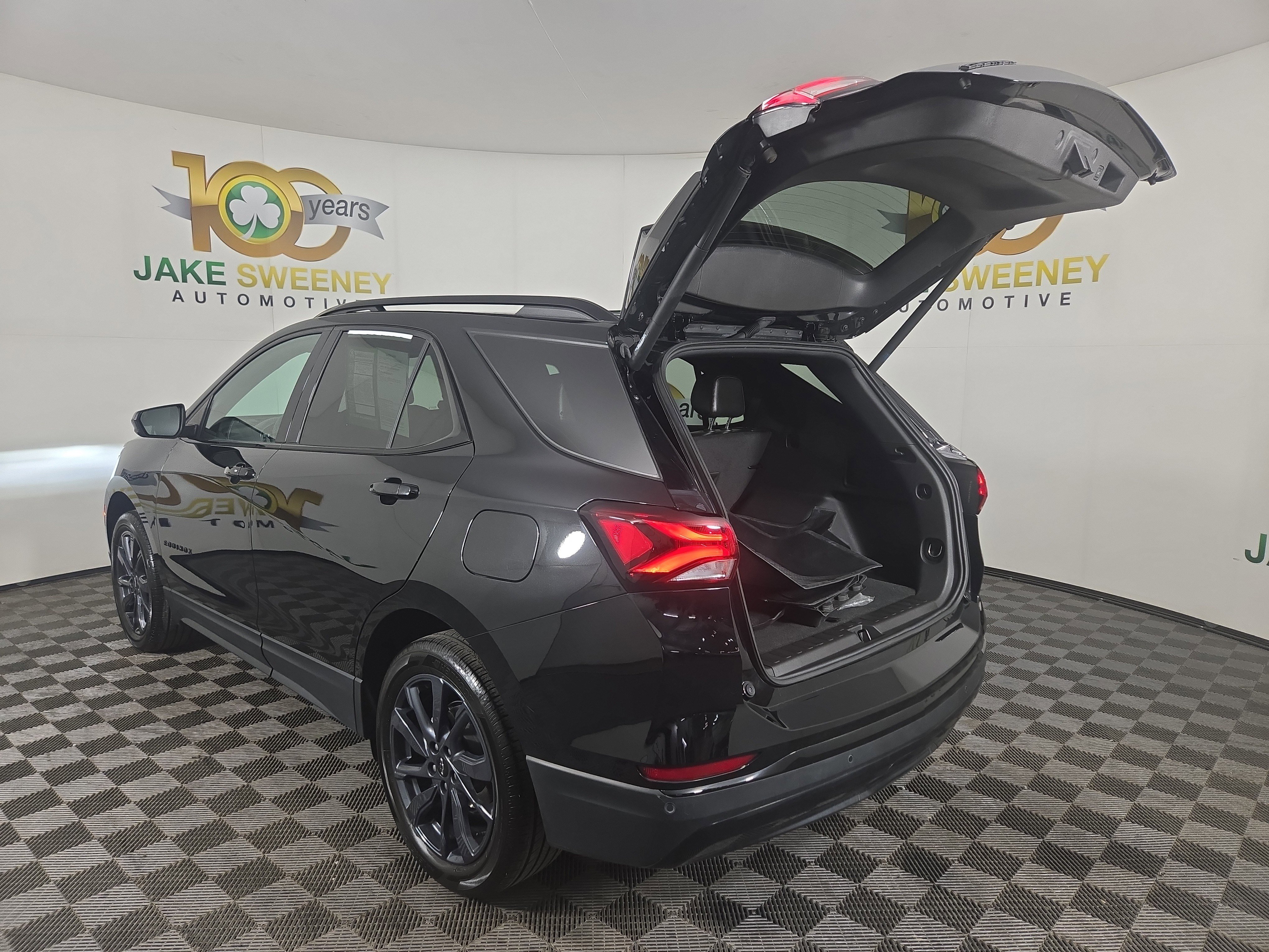Used 2024 Chevrolet Equinox RS image 32