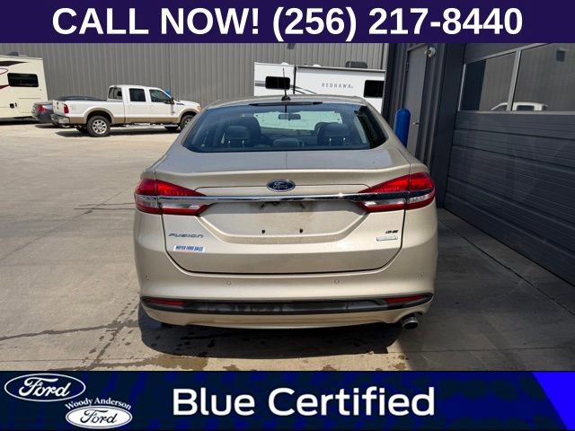 Used 2018 Ford Fusion SE w/ Fusion SE Technology Package FWD image 5