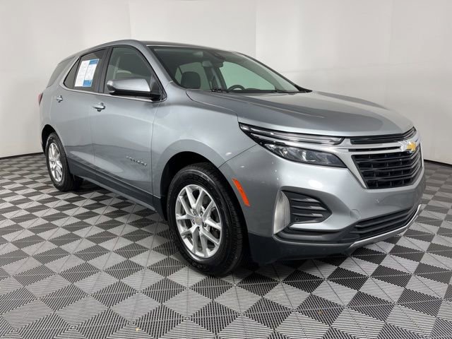 Used 2024 Chevrolet Equinox LT image 2