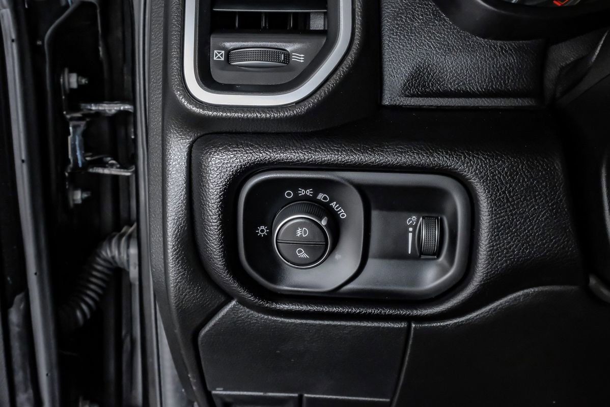 Used 2024 RAM 3500 Big Horn image 27