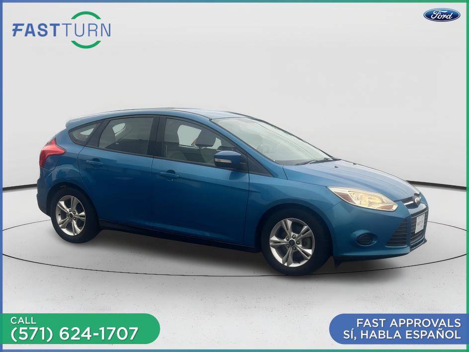 Used 2014 Ford Focus SE w/ SE Winter Package FWD image 5