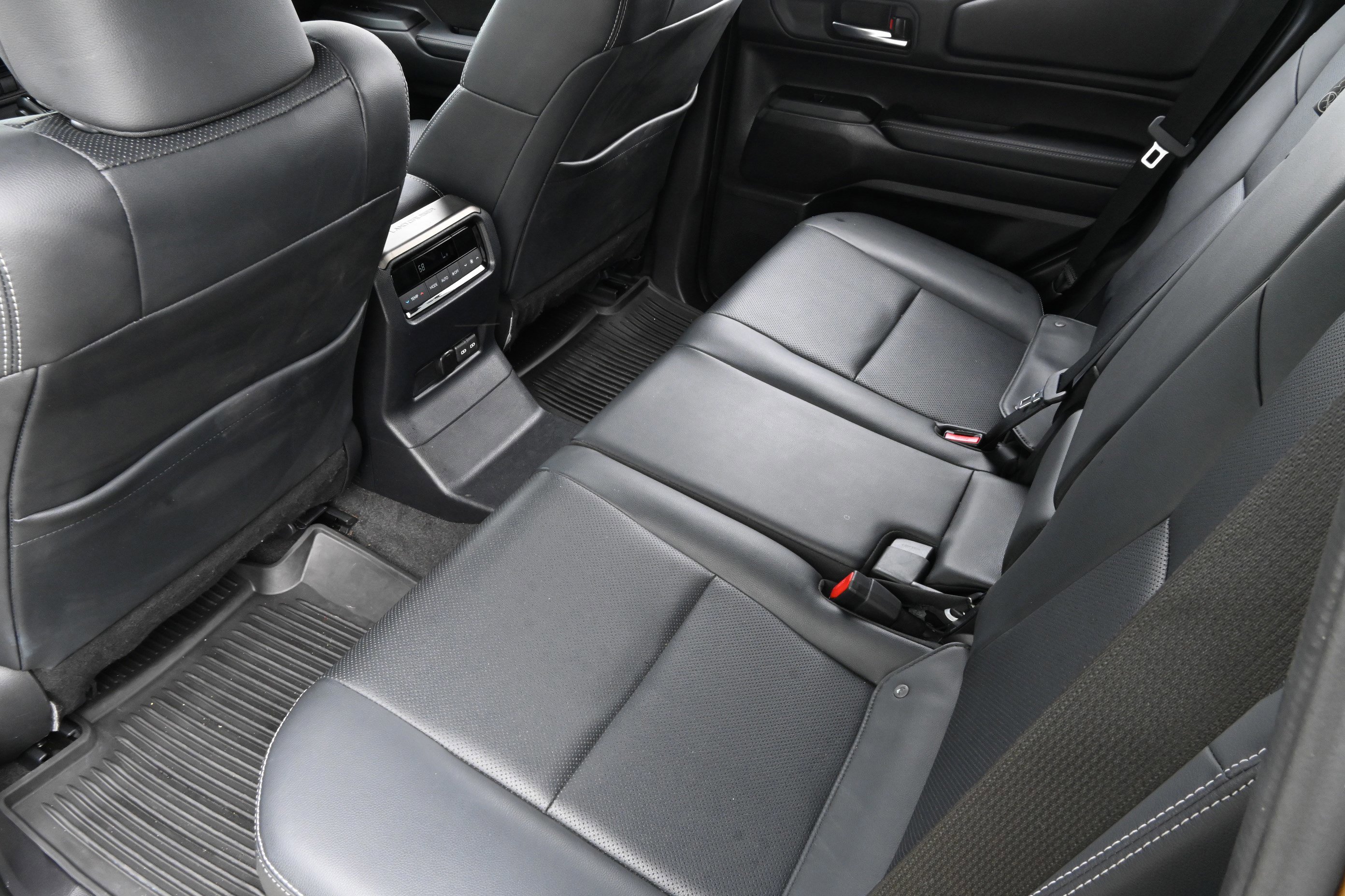 Used 2024 Toyota Land Cruiser image 14