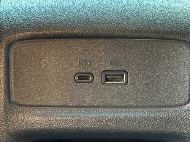 Certified 2024 Chevrolet Trax ACTIV w/ Sunroof Package FWD image 22