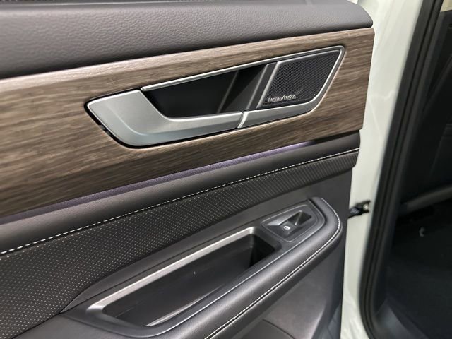 New 2026 Volkswagen Atlas SEL Premium R-Line image 28