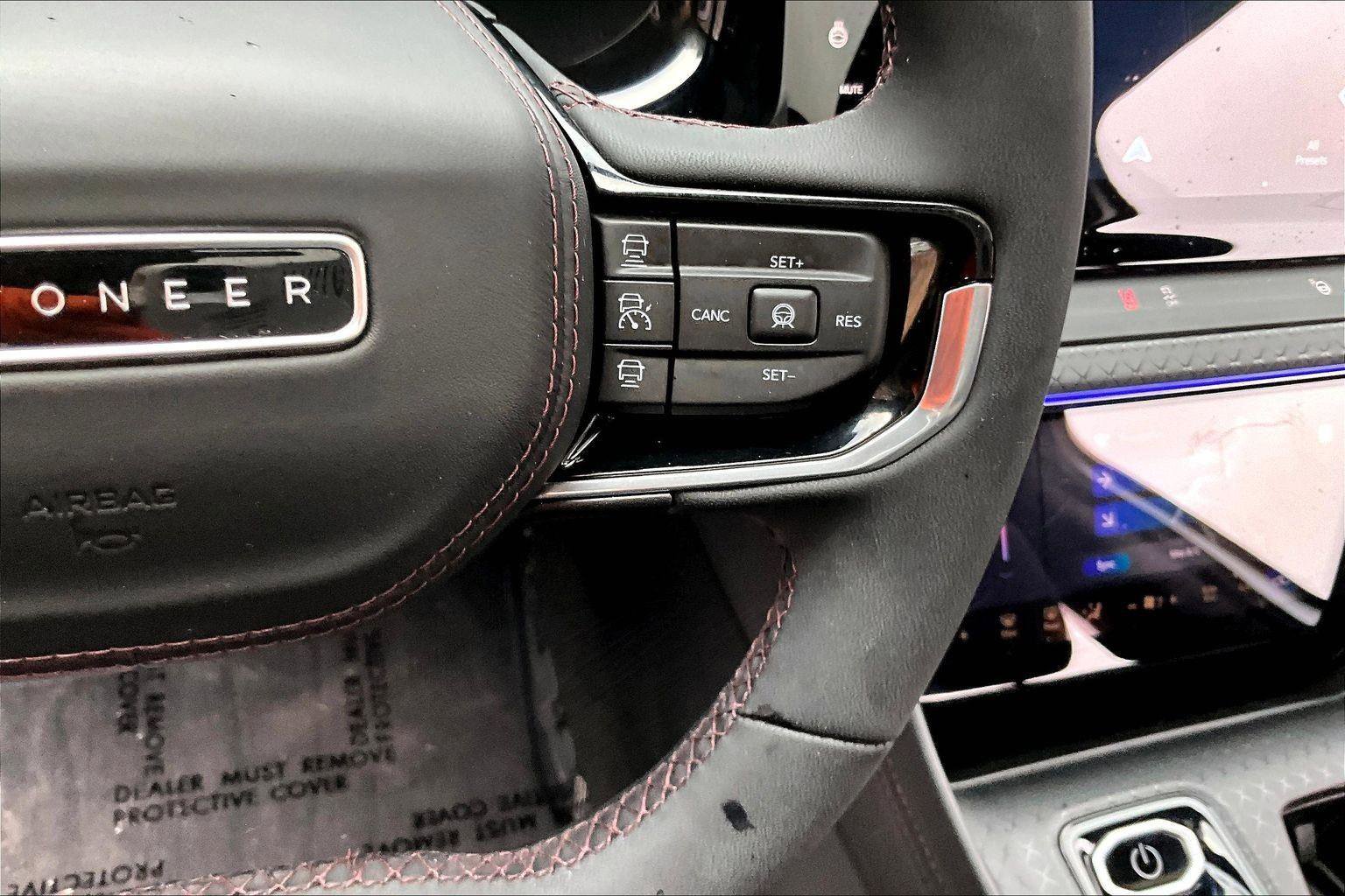 Used 2025 Jeep Wagoneer S Limited image 19