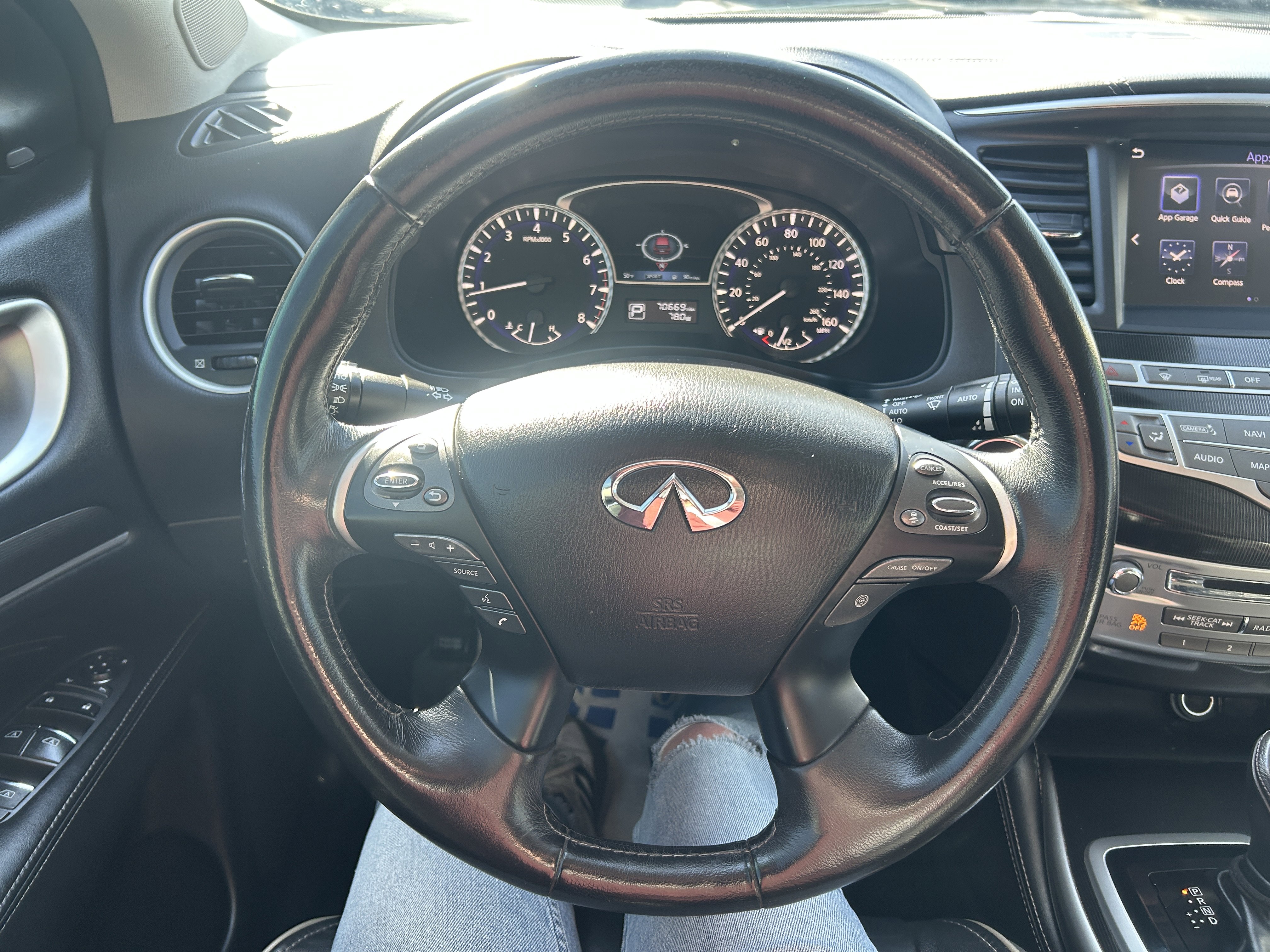 Used 2019 INFINITI QX60 Luxe w/ Essential Package image 14