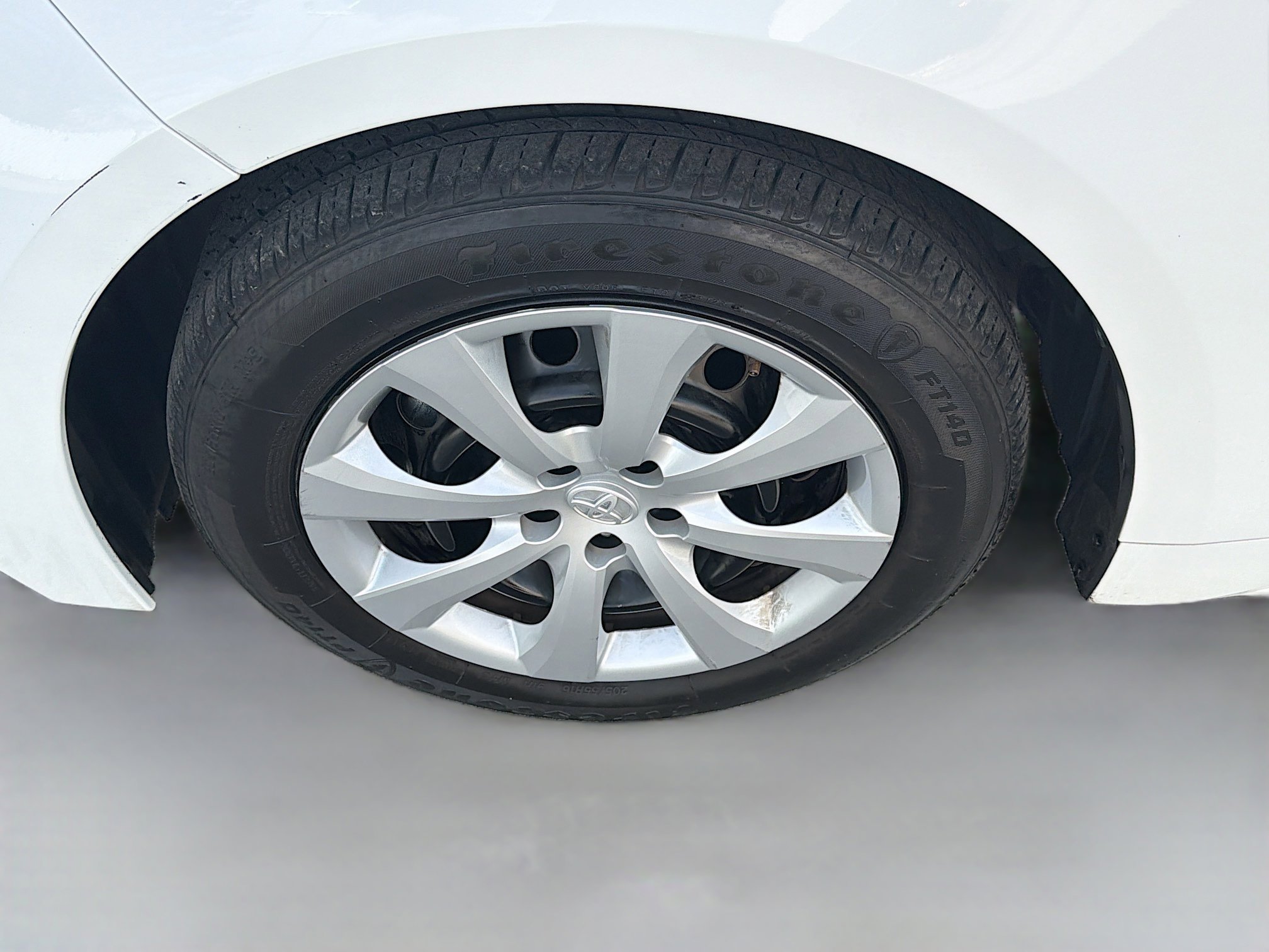 Used 2024 Toyota Corolla LE image 35