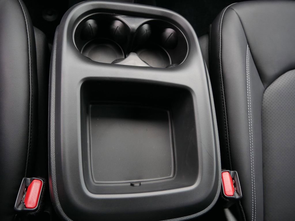 New 2026 Chrysler Pacifica Select image 41