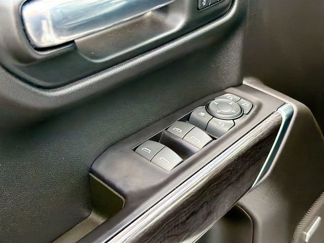 Used 2019 Chevrolet Silverado 1500 LTZ w/ LTZ Premium Package image 18